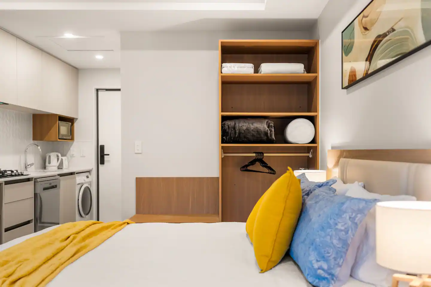 New stylish 1bedroom premium studio/Unit3
