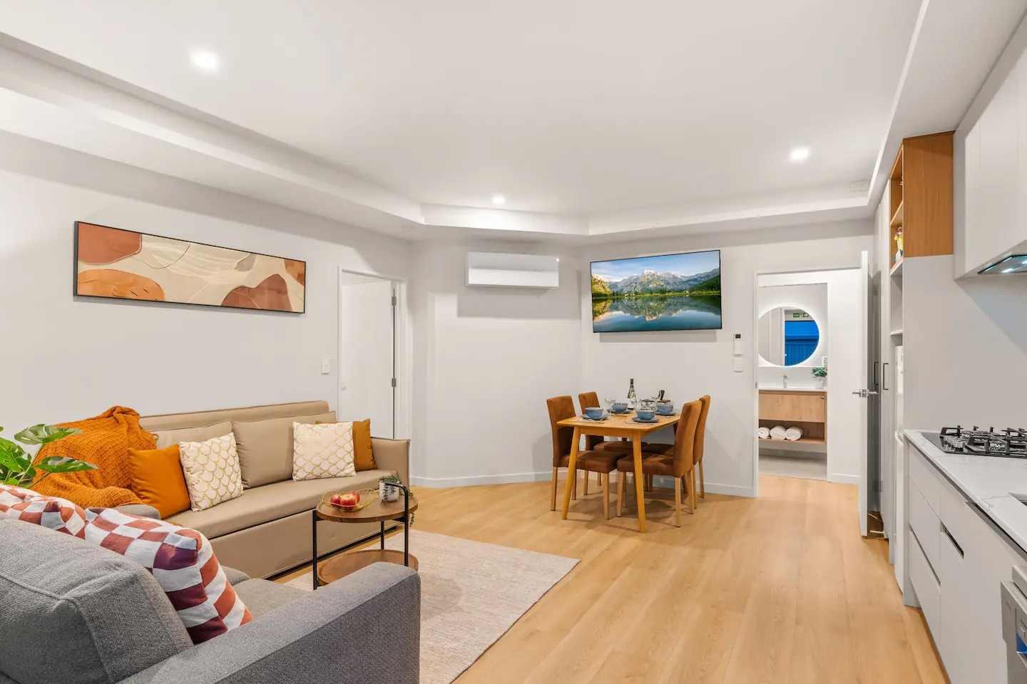 New stylish 2bedroom studio/Unit4