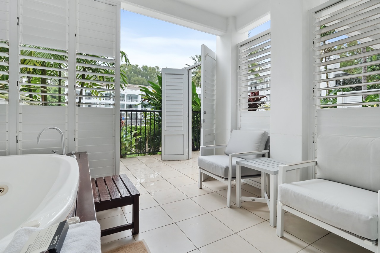 Beach Club Direct Pool Access 2 Bedroom 5113/4