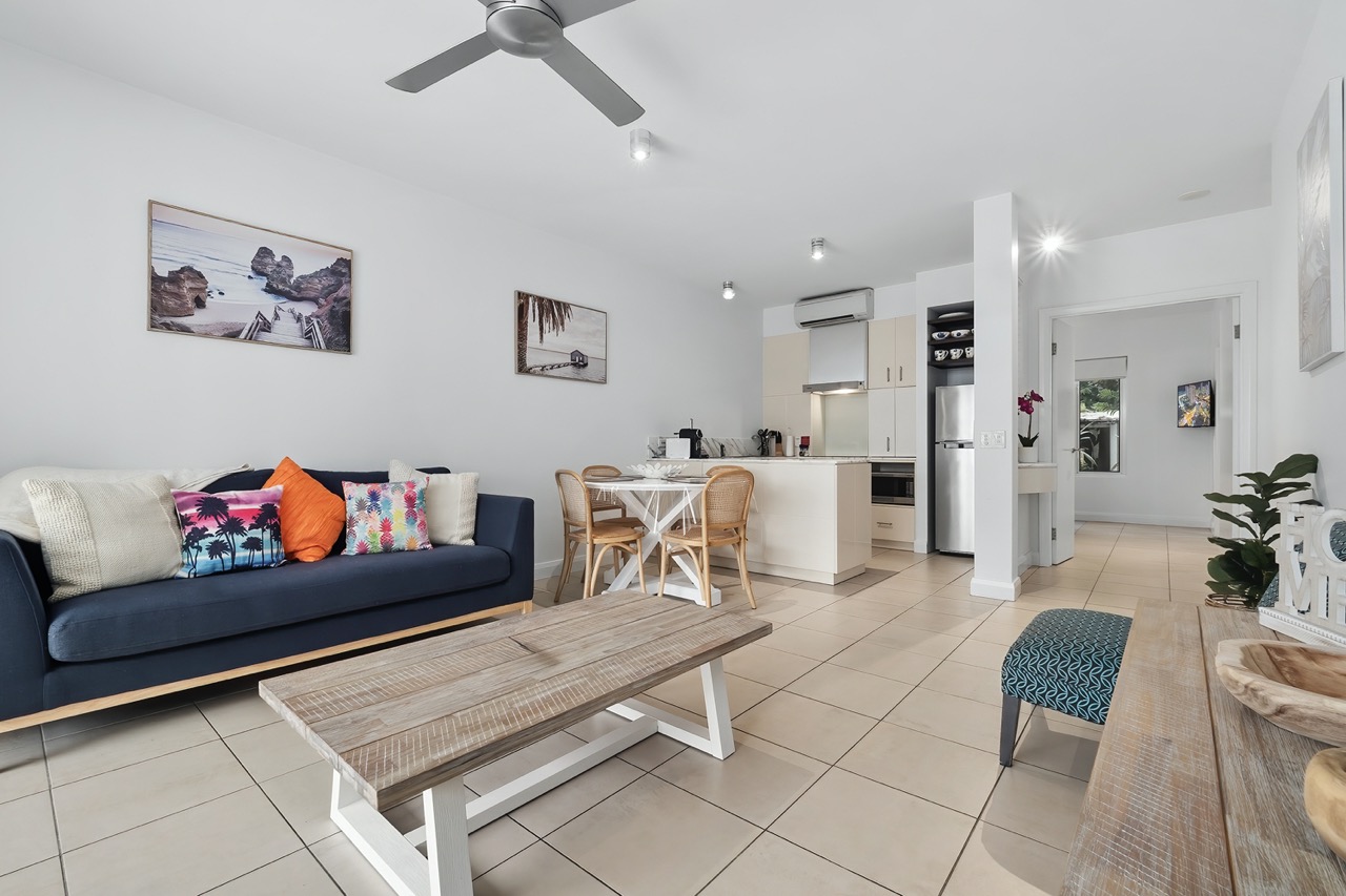 Beach Club Direct Pool Access 2 Bedroom 5113/4