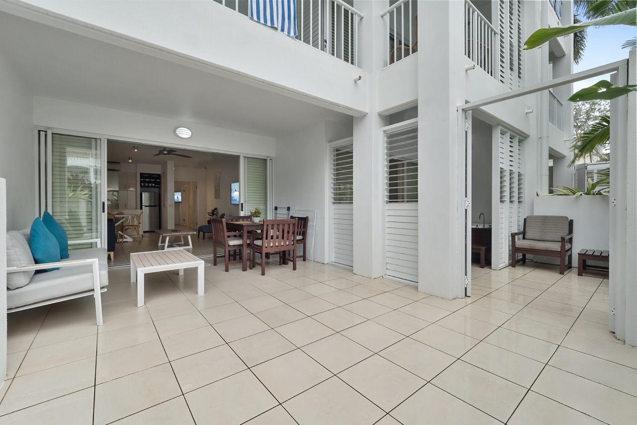 Beach Club Direct Pool Access 2 Bedroom 5113/4