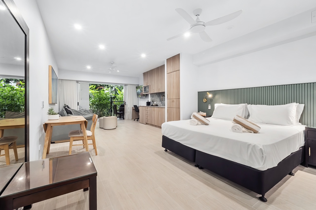 Premium Self Contained Studio Beach Club 3416 