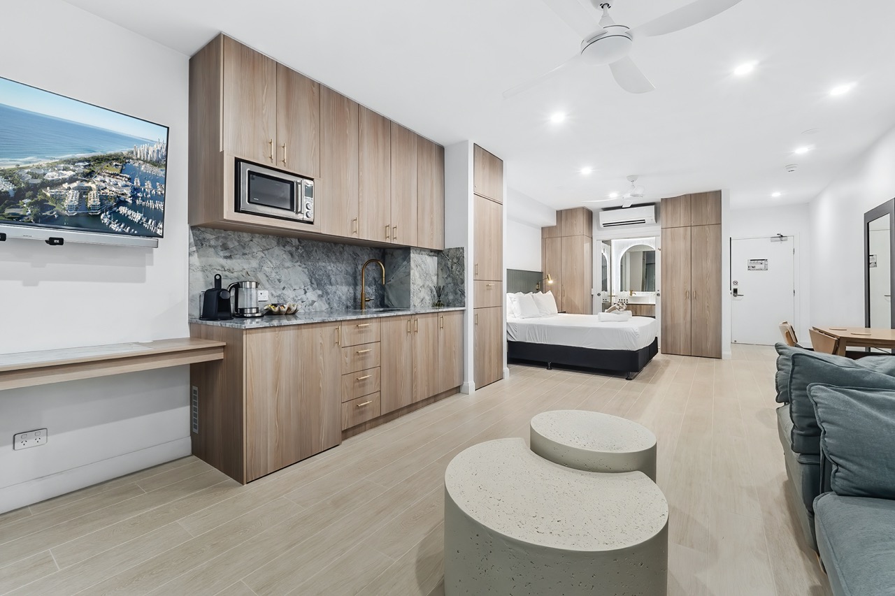 Premium Self Contained Studio Beach Club 3416 