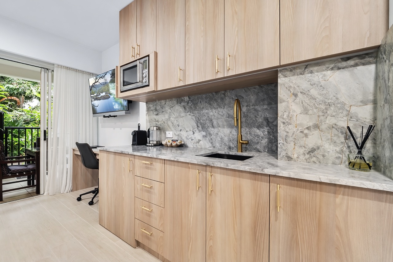 Premium Self Contained Studio Beach Club 3416 