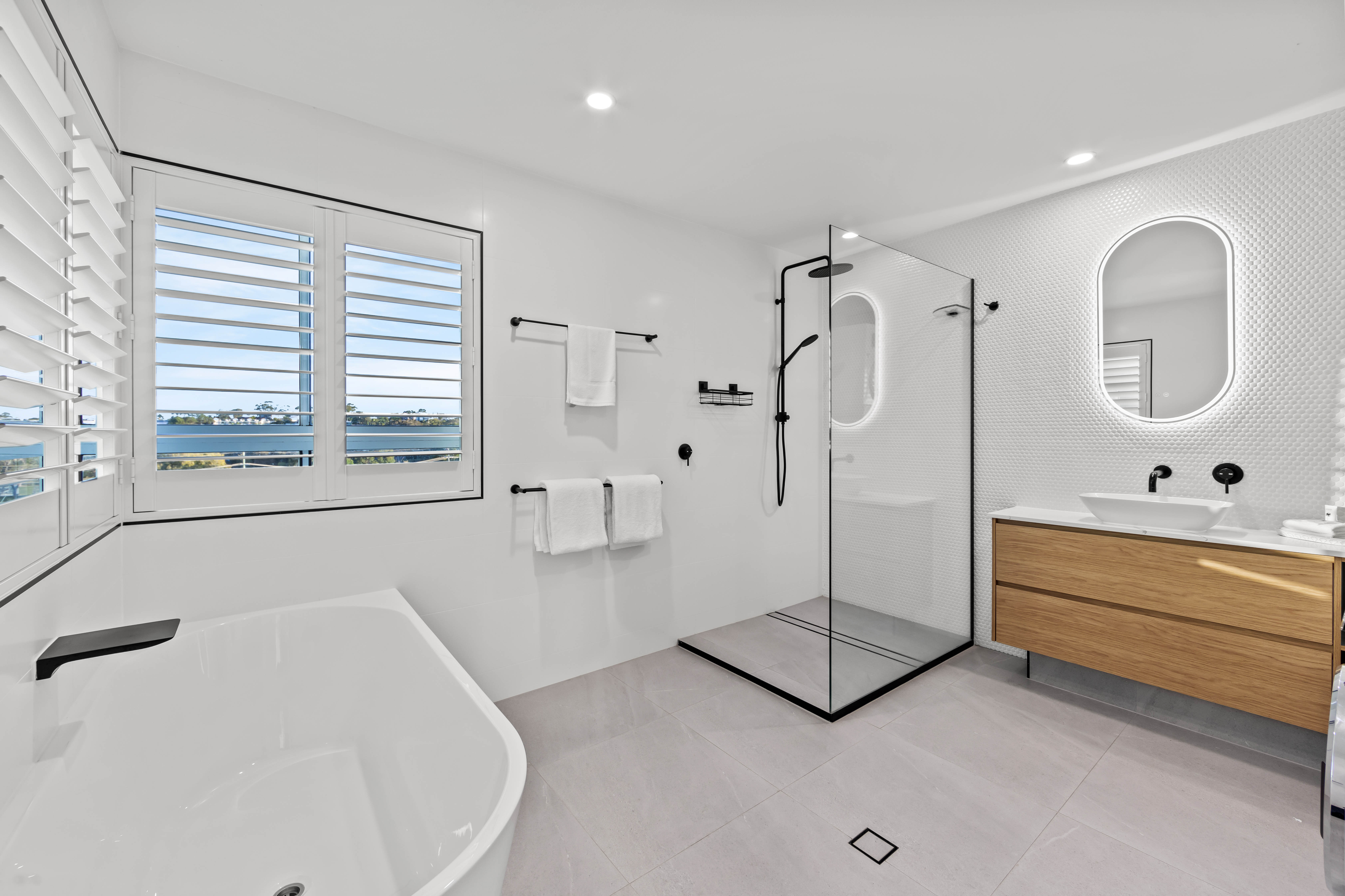 2 Bedroom 2 Bathroom Premium