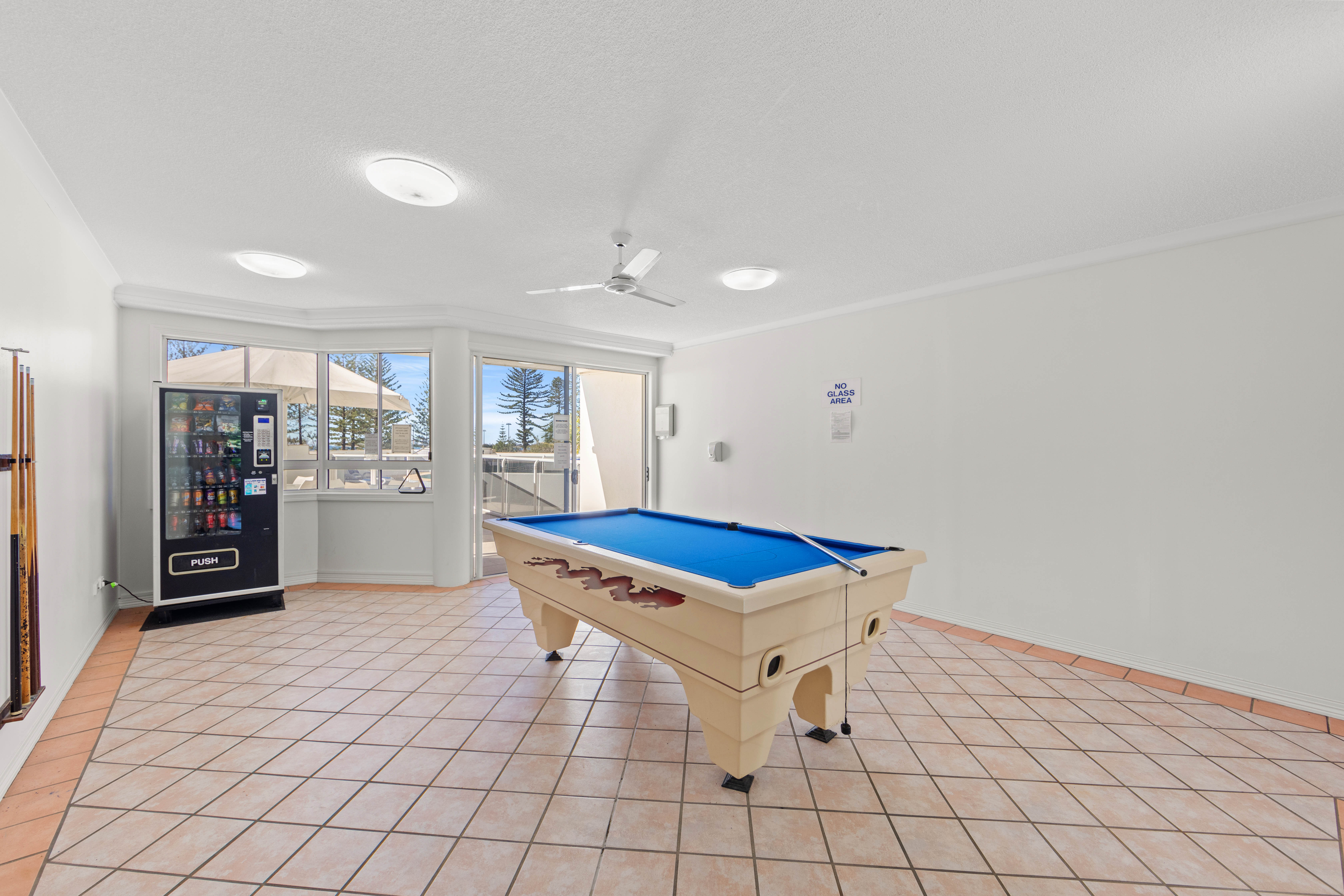 2 Bedroom Pool Side