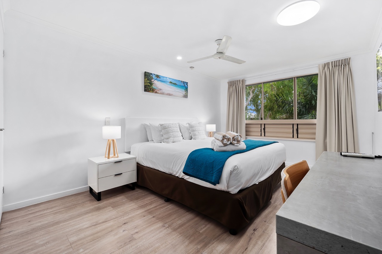 Amphora 2 Bedroom Ocean View Top Floor 631A
