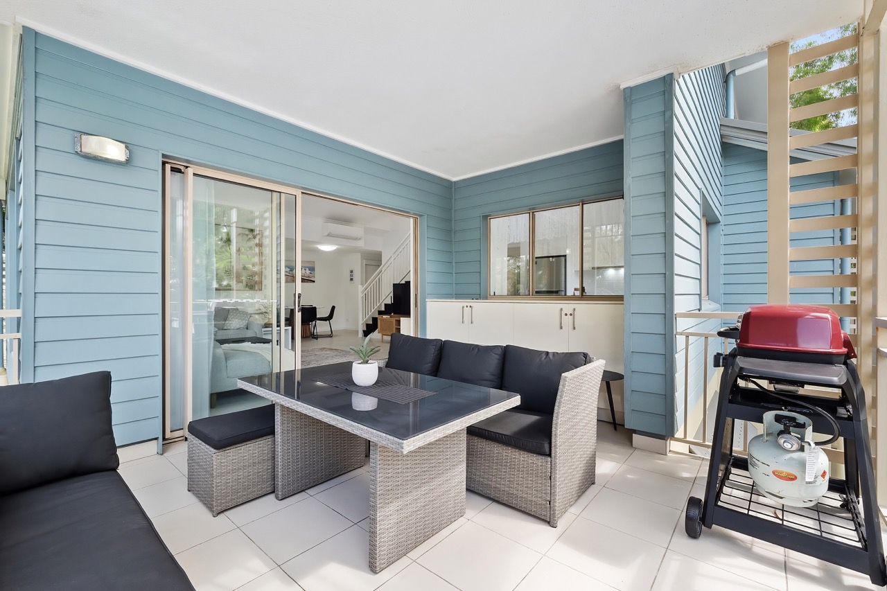 Amphora 2 Bedroom Ocean View Top Floor 631A