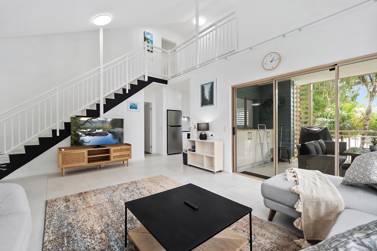 Amphora 3 Bedroom Ocean View Top Floor 631