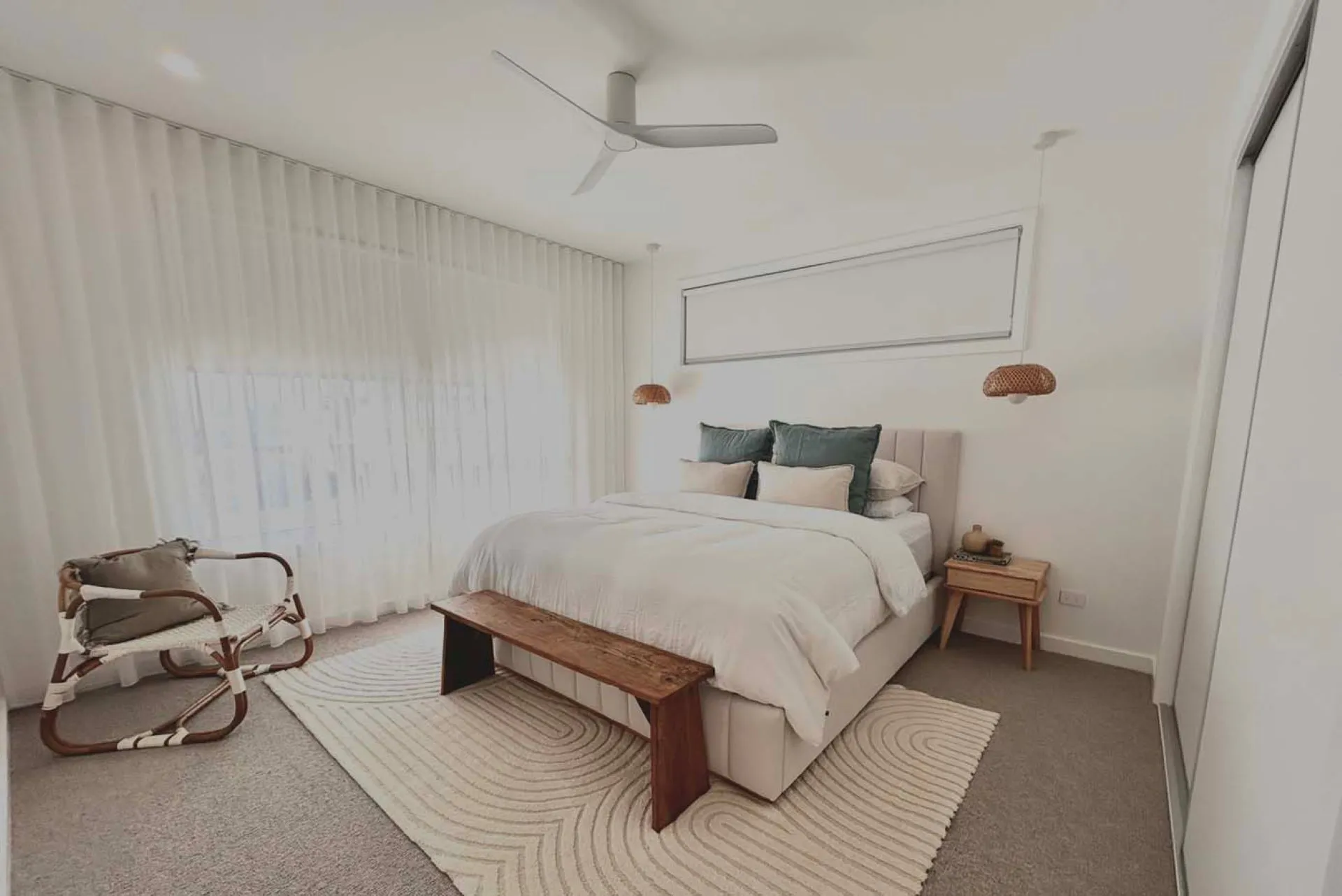 Sandy Steps Beach House – With Pool