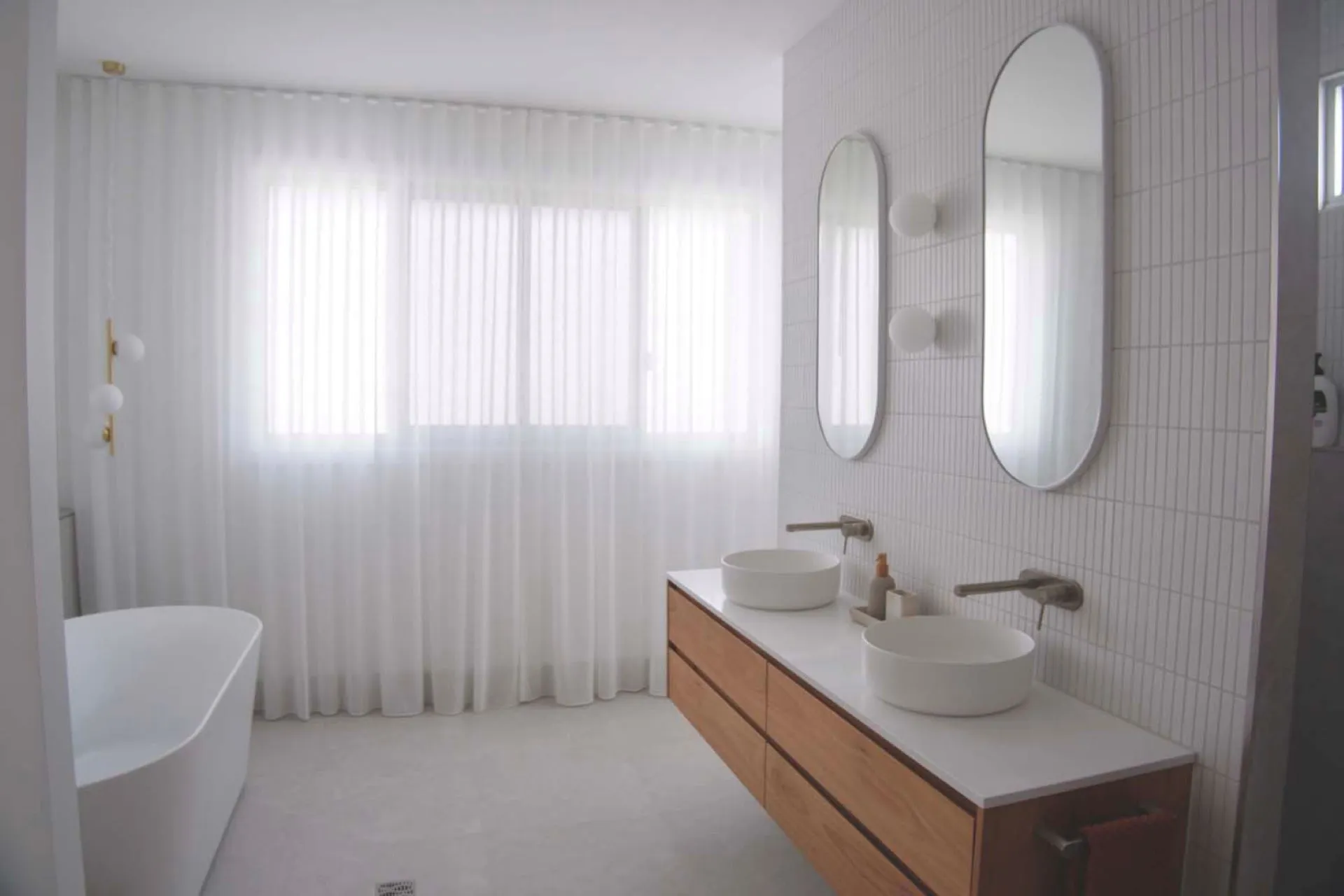 Sandy Steps Beach House – With Pool