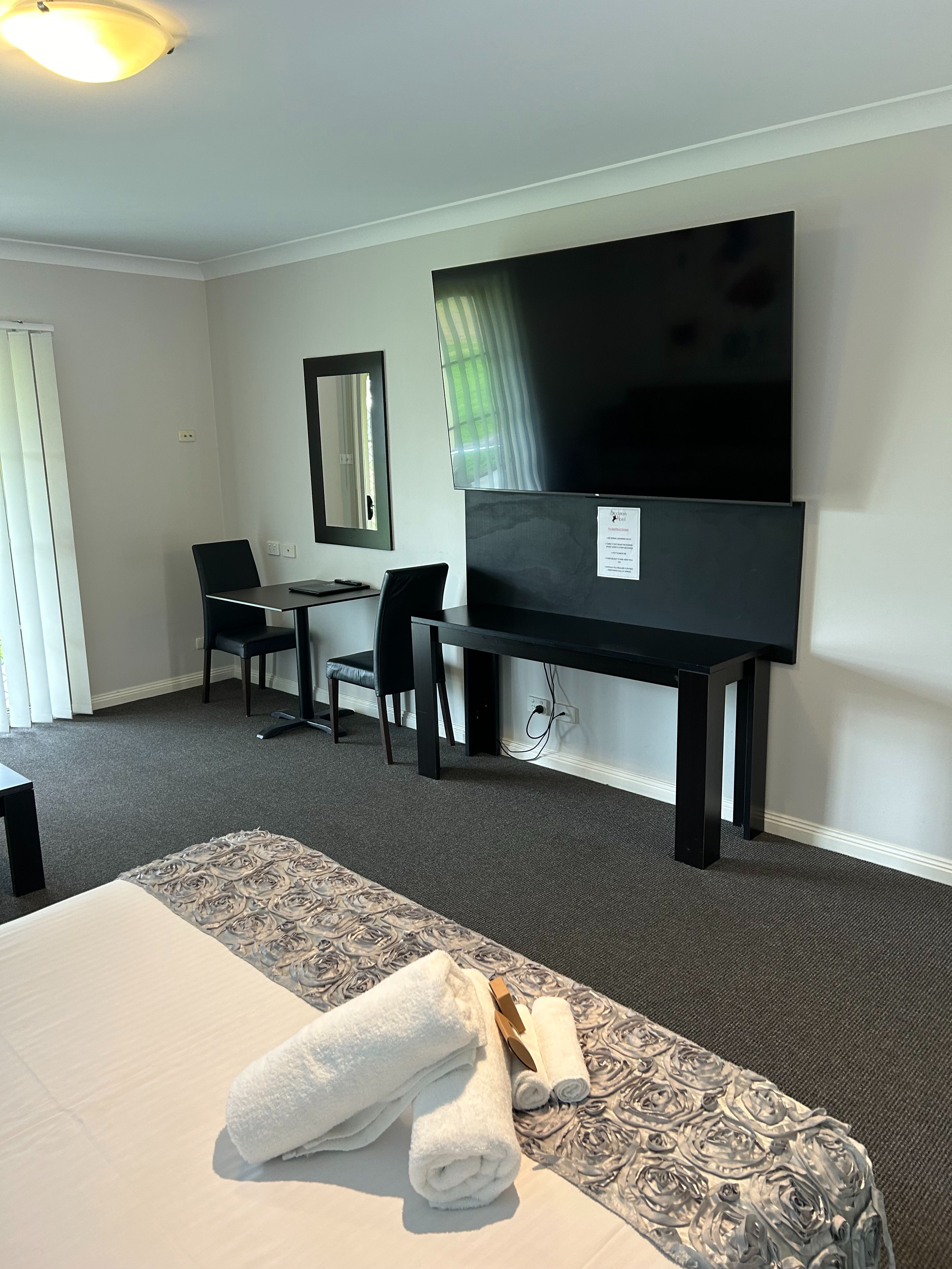 Disabled Room - King Bed