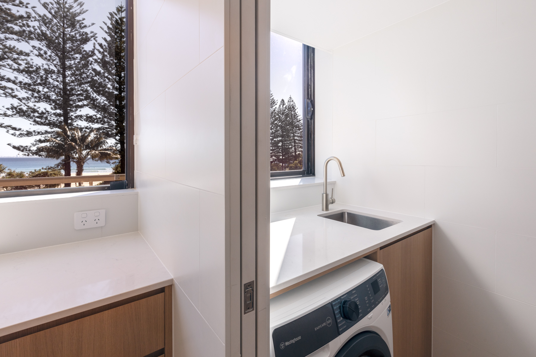 Apartment 11 Level 03 - 2 Bedroom Luxury Apartment  Eastern Side
