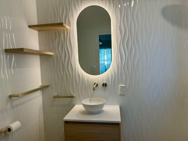 Unit 6 - Chic 2 Bedroom Apartment with Two Ensuites