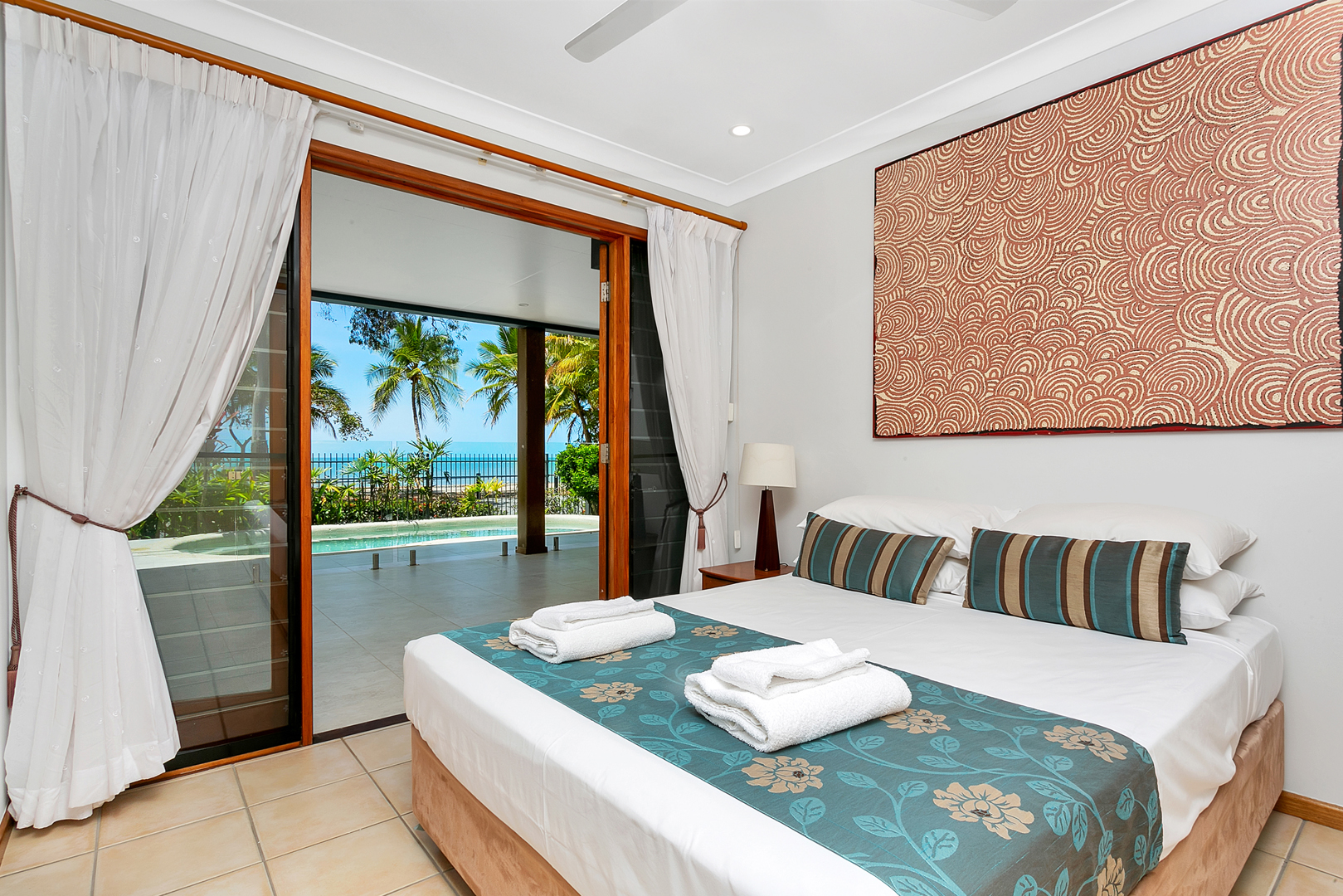 Reeflections Beachfront House
