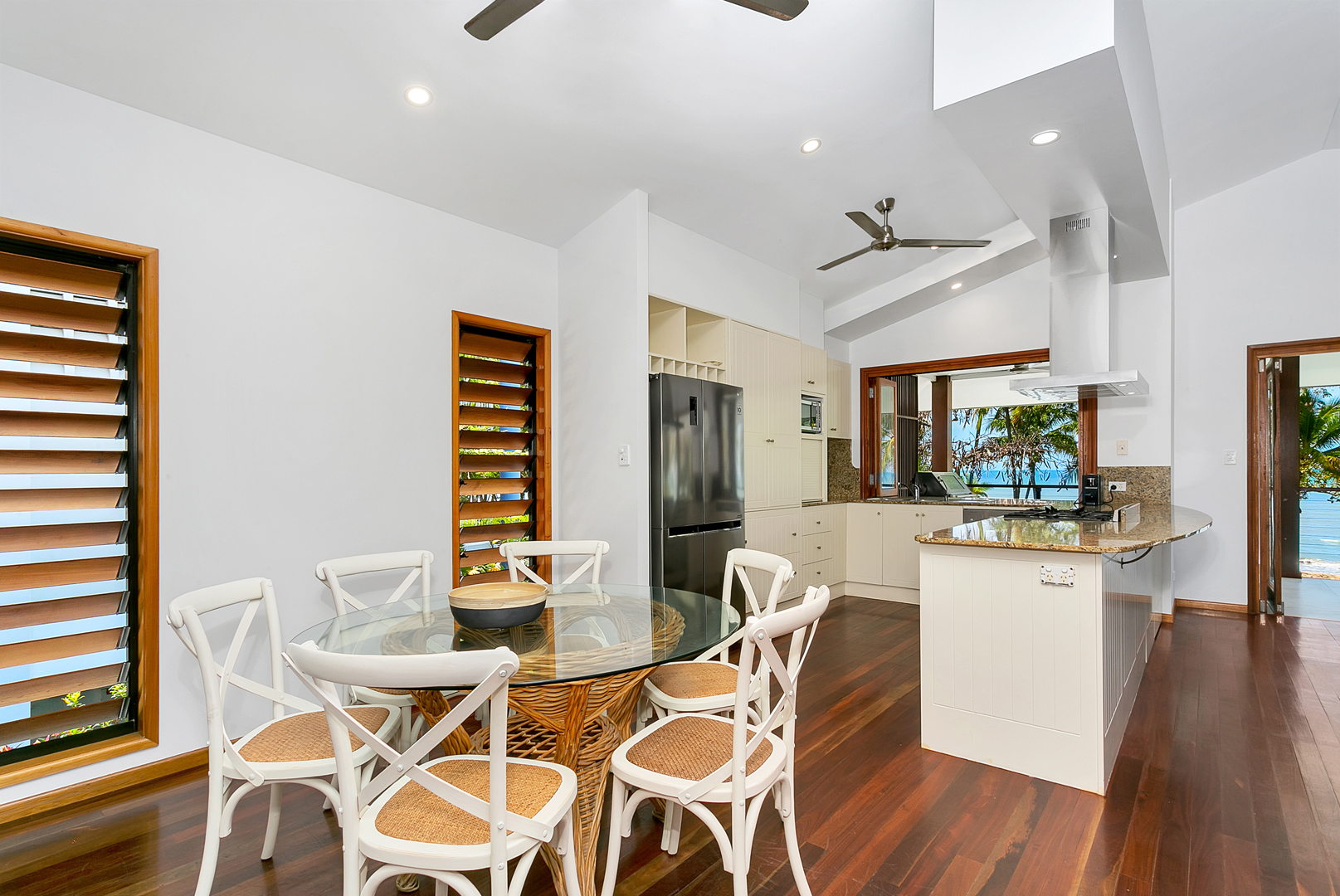 Reeflections Beachfront House