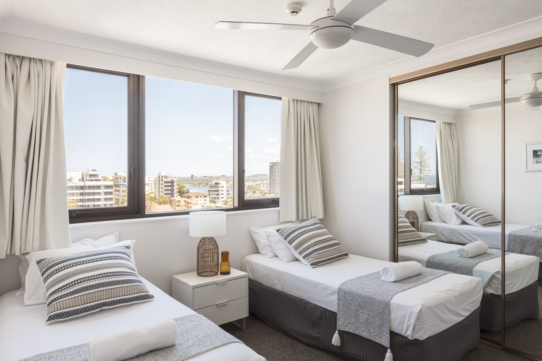 Apartment 39 Level 13 - 2 Bedroom Superior Apartment Western Side