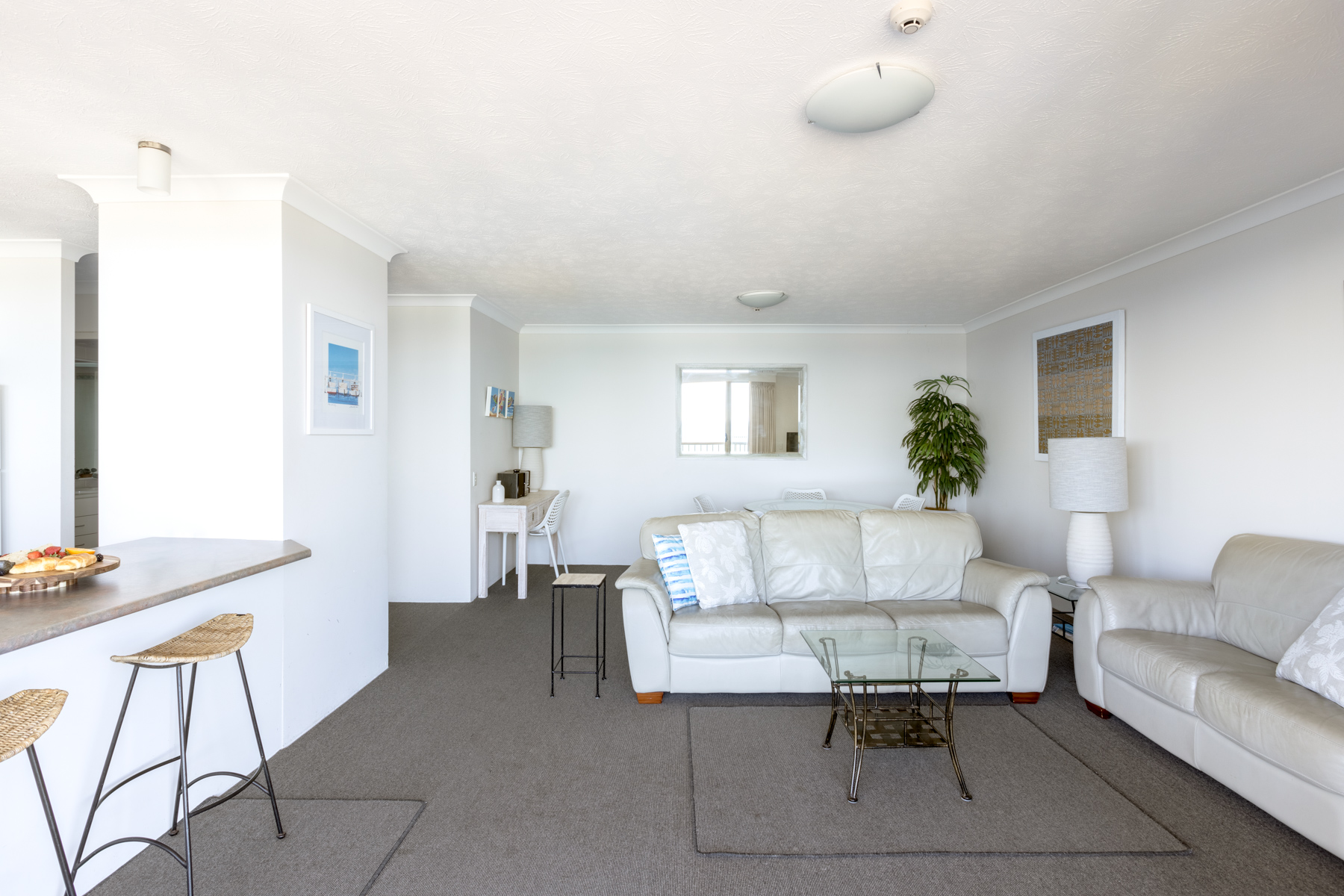 Apartment 34 Level 11 - 2 Bedroom Superior Apartment, Centre Unit