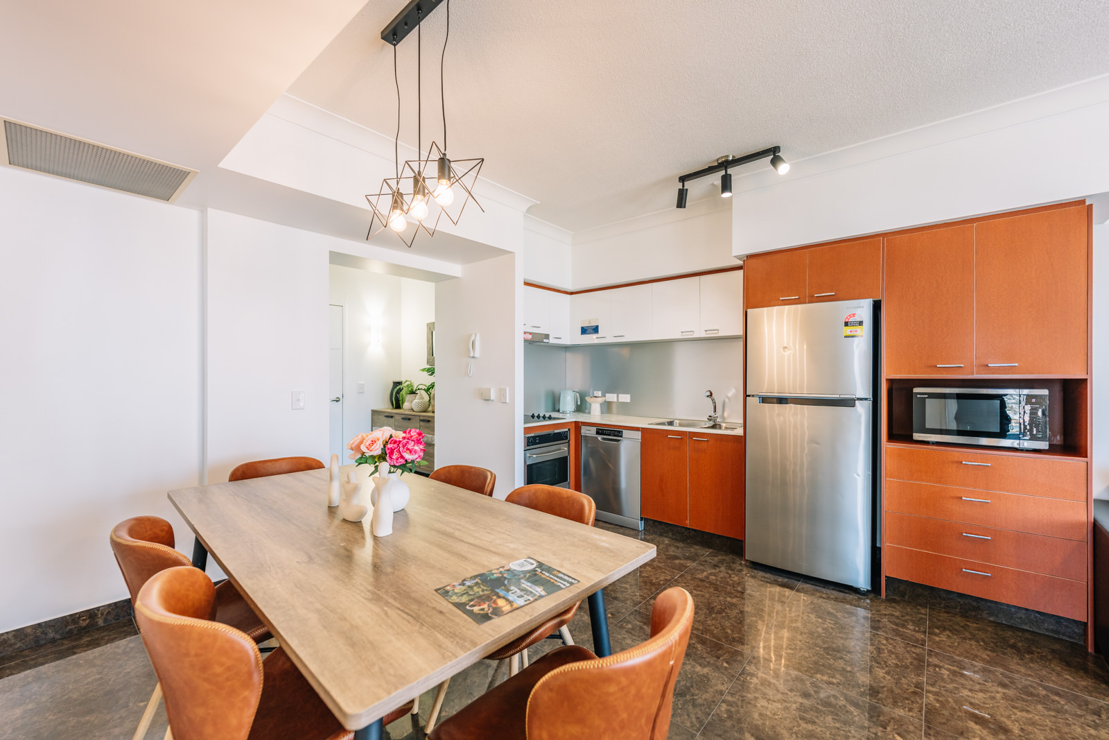 Chevron Tower 2BR 2B 1C Resort Style