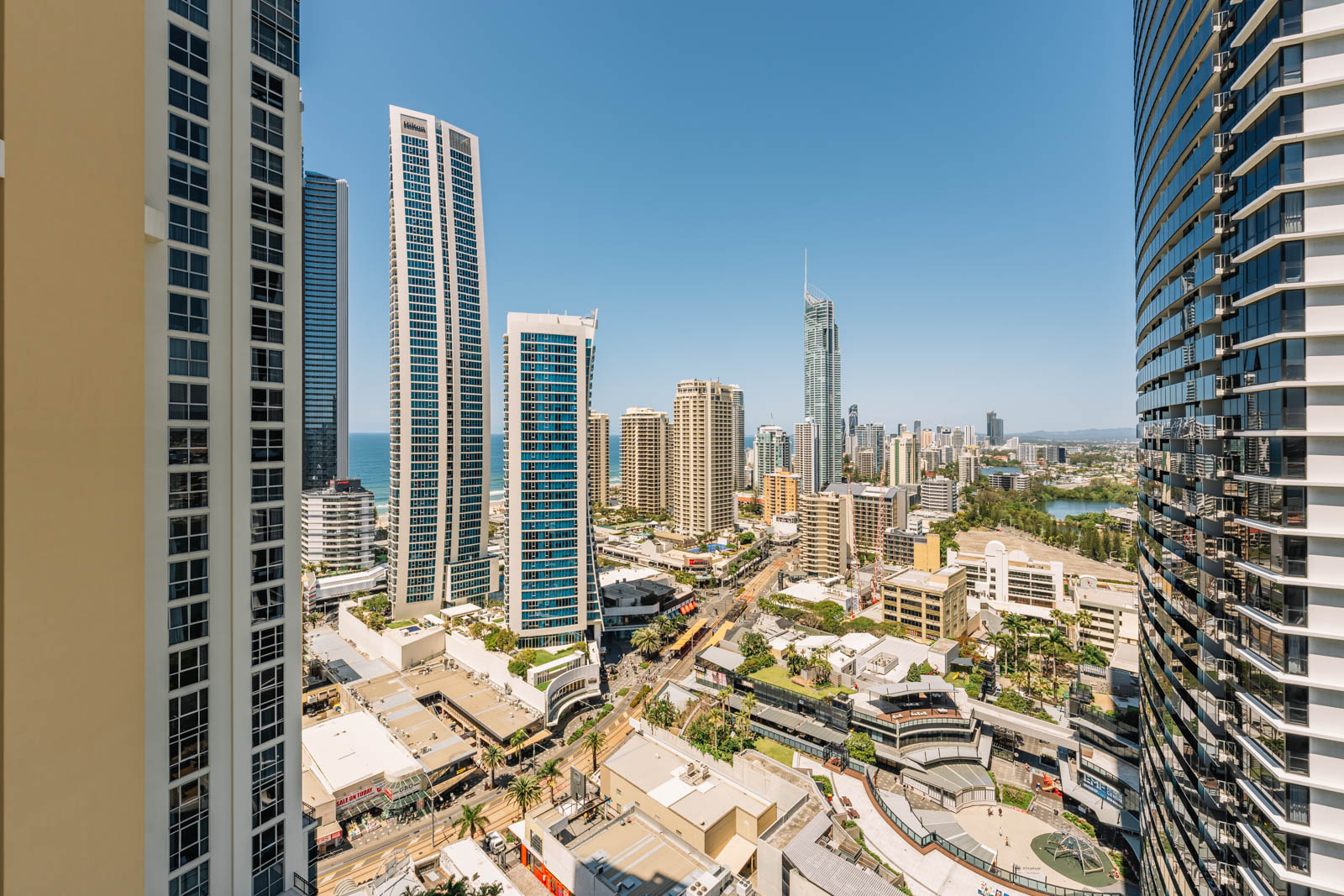 Chevron Tower 2BR 2B 1C Resort Style