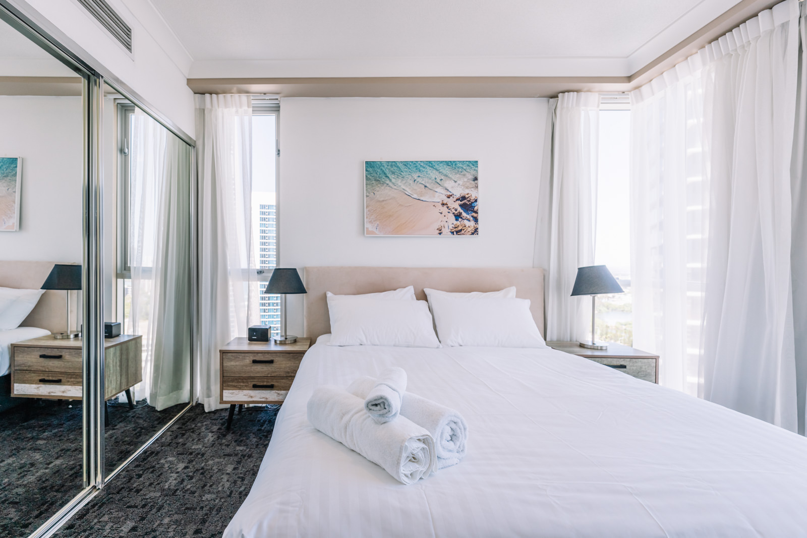 Chevron Tower 2BR 2B 1C Resort Style