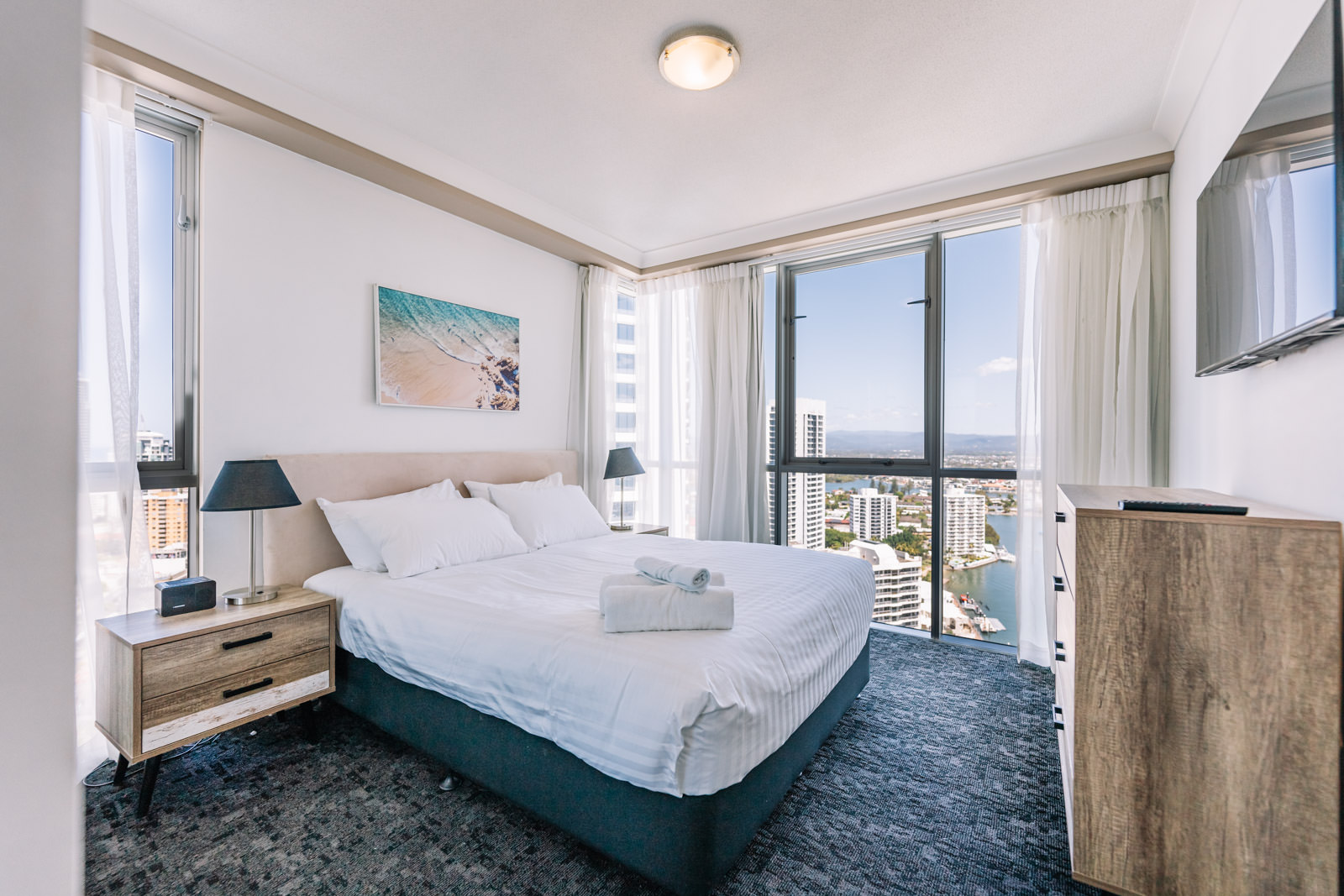 Chevron Tower 2BR 2B 1C Resort Style