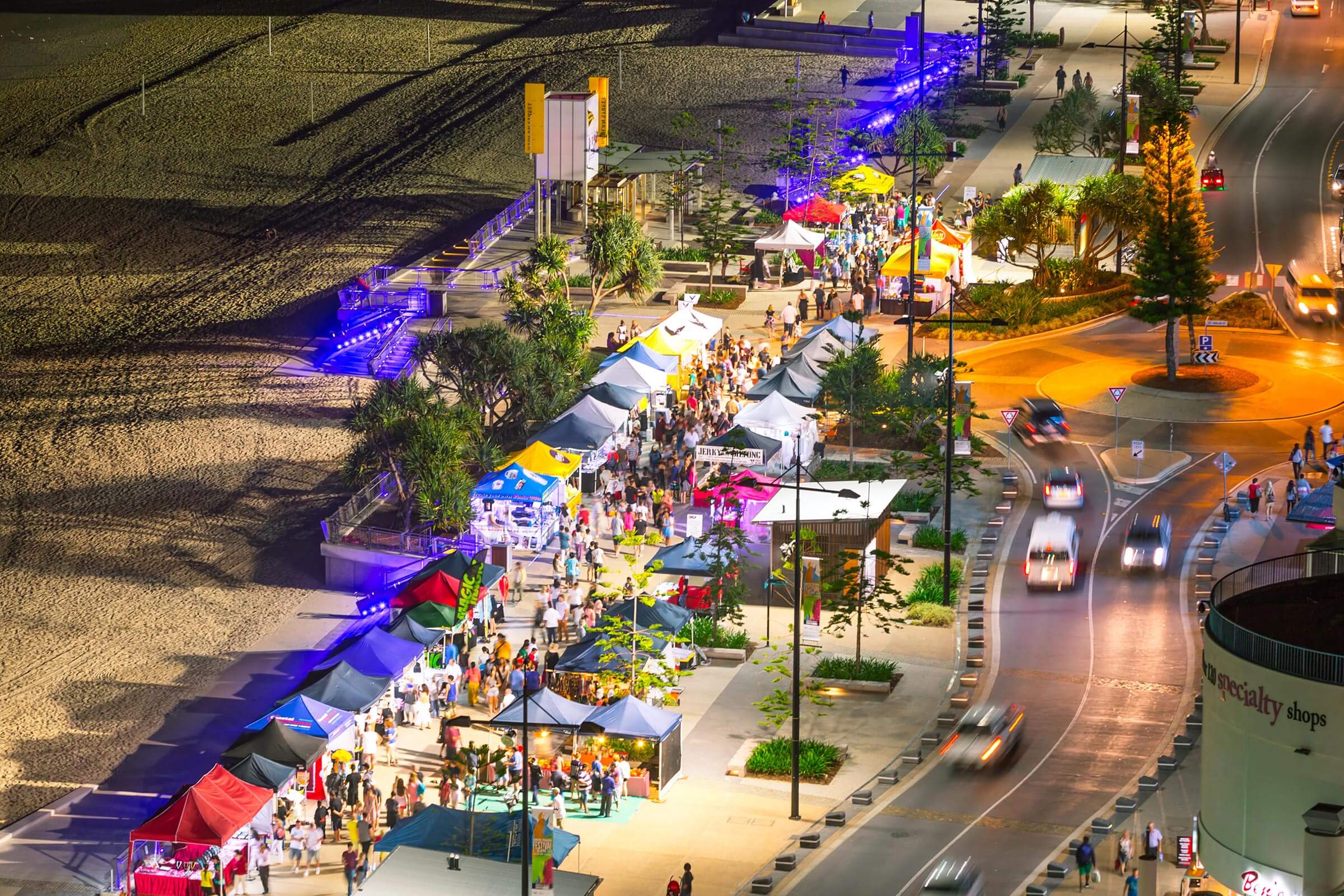 Surfers Paradise Beachfront Markets