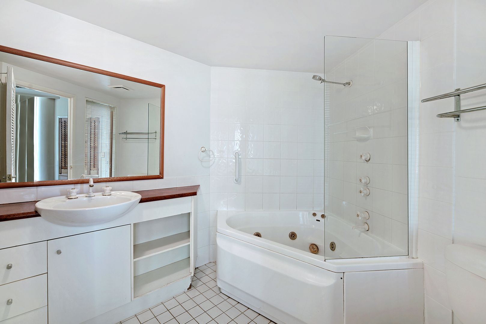 1 Bedroom Budget Garden View Spa Apartment