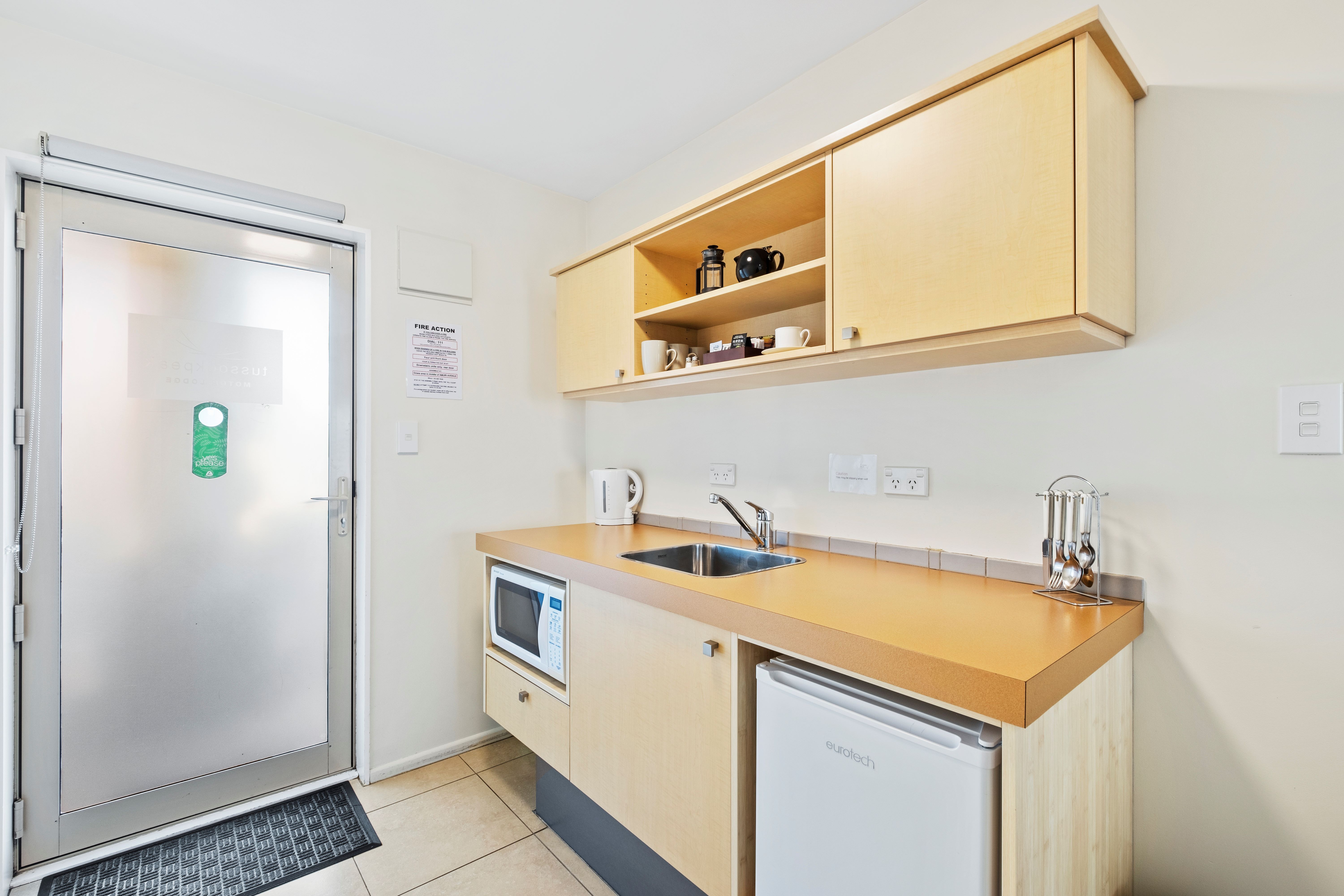 Twin Shower Studio