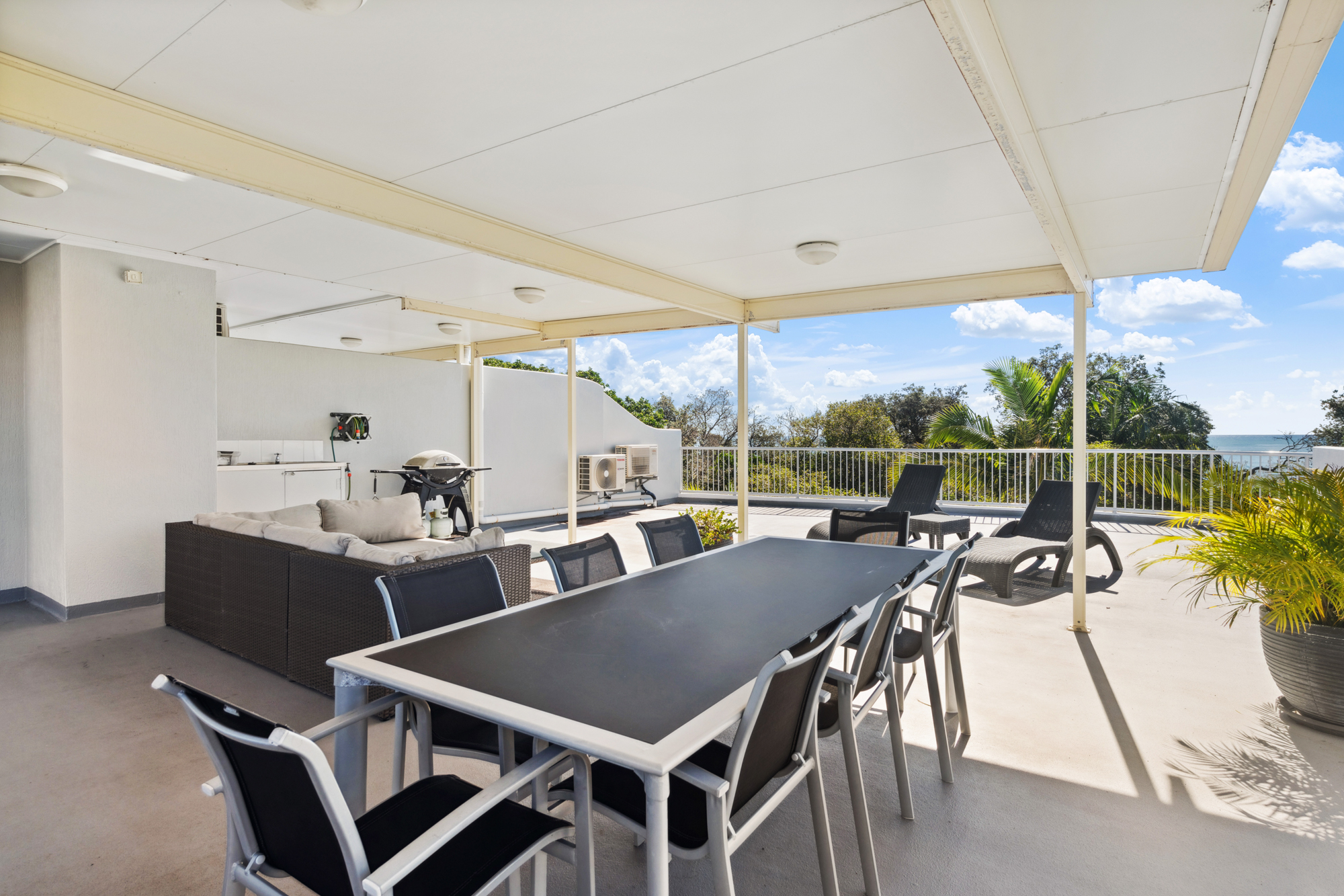 3 Bedroom Rooftop Terrace