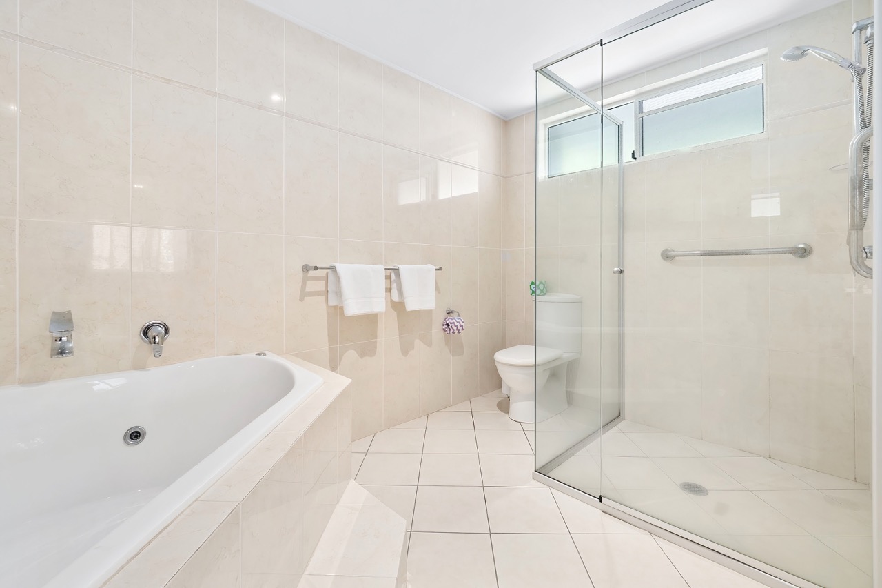Arlington 2 Bedroom #3 Clifton Beach
