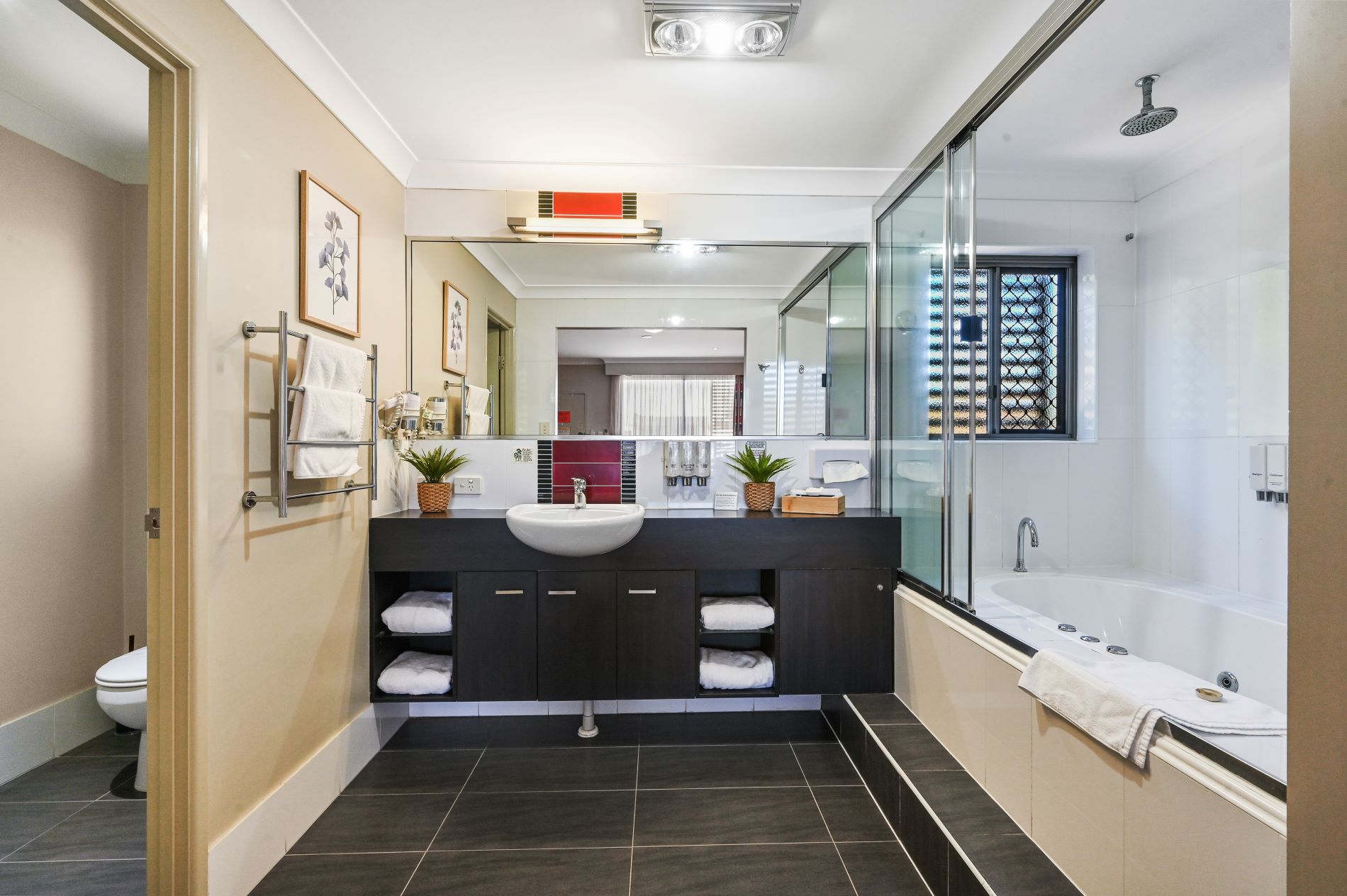 Superior Spa Room