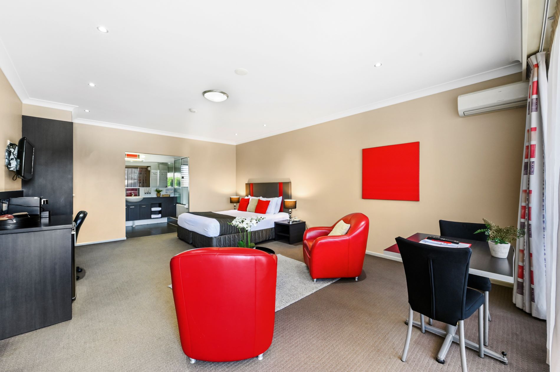 Superior Spa Room
