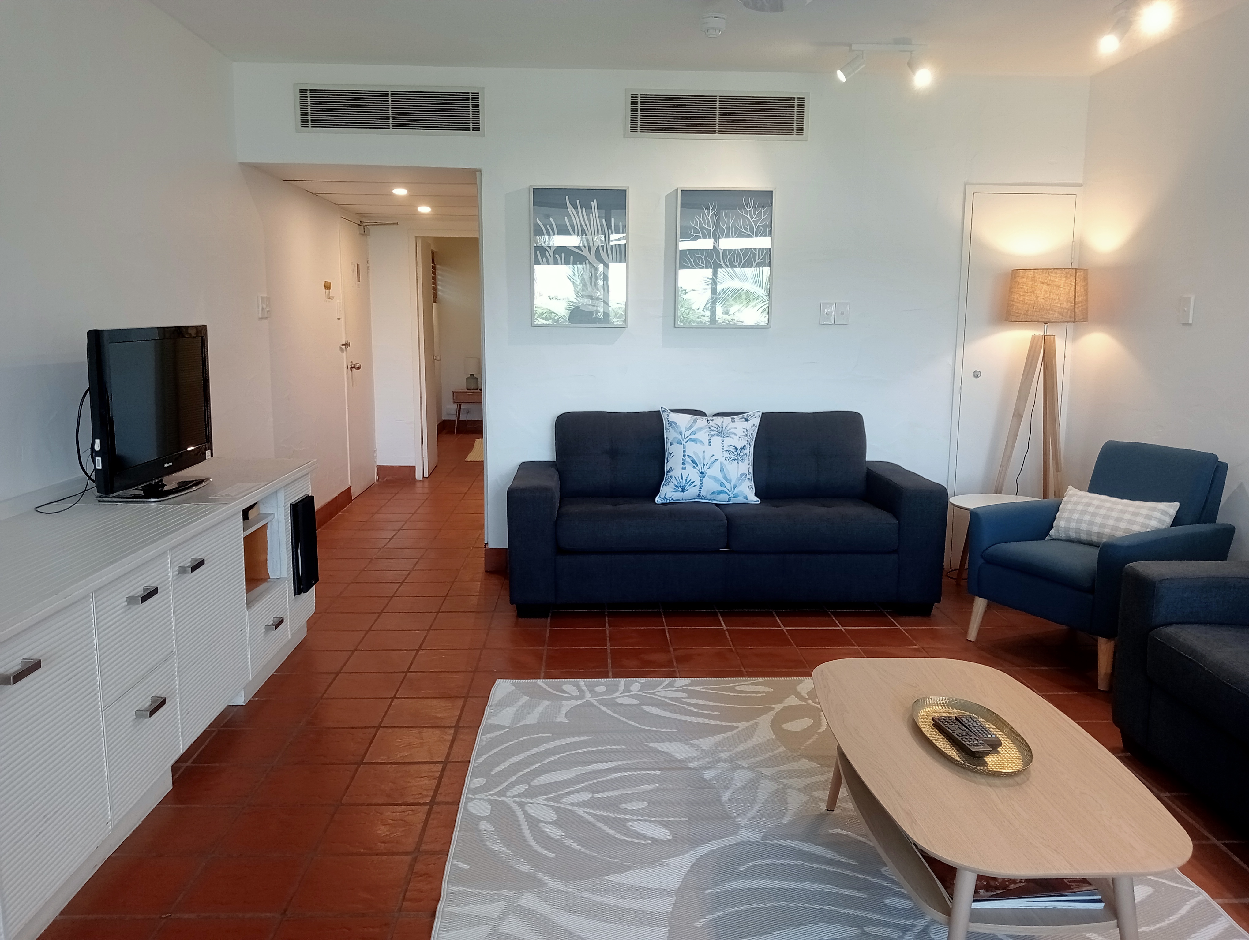 Tropical 1 Bedroom Apartment