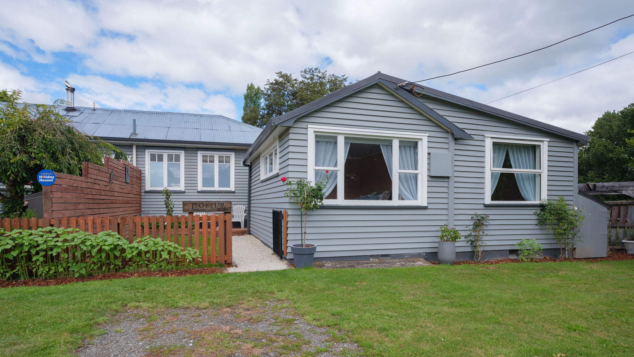 Isobel's Rose Cottage