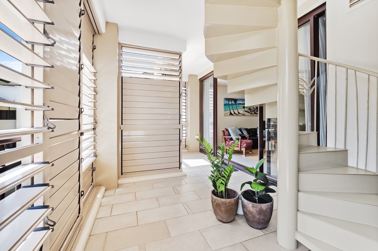 Temple 2 Bedroom Dual Key with Rooftop Terrace 422/3
