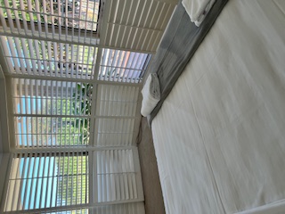 3 Bedroom Private Ground Floor Beachfront with A/c 02