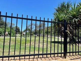 3 Bedroom Private Ground Floor Beachfront with A/c 02