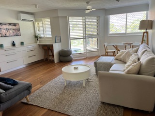 2 Bedroom Pool View with Courtyard and A/c 07