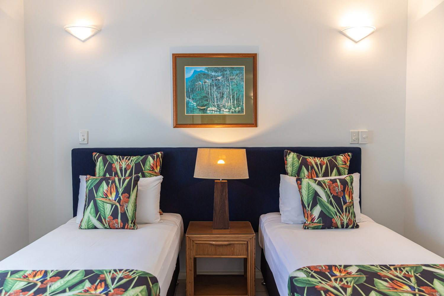 2 Bedroom LUXE Ocean View Apartment