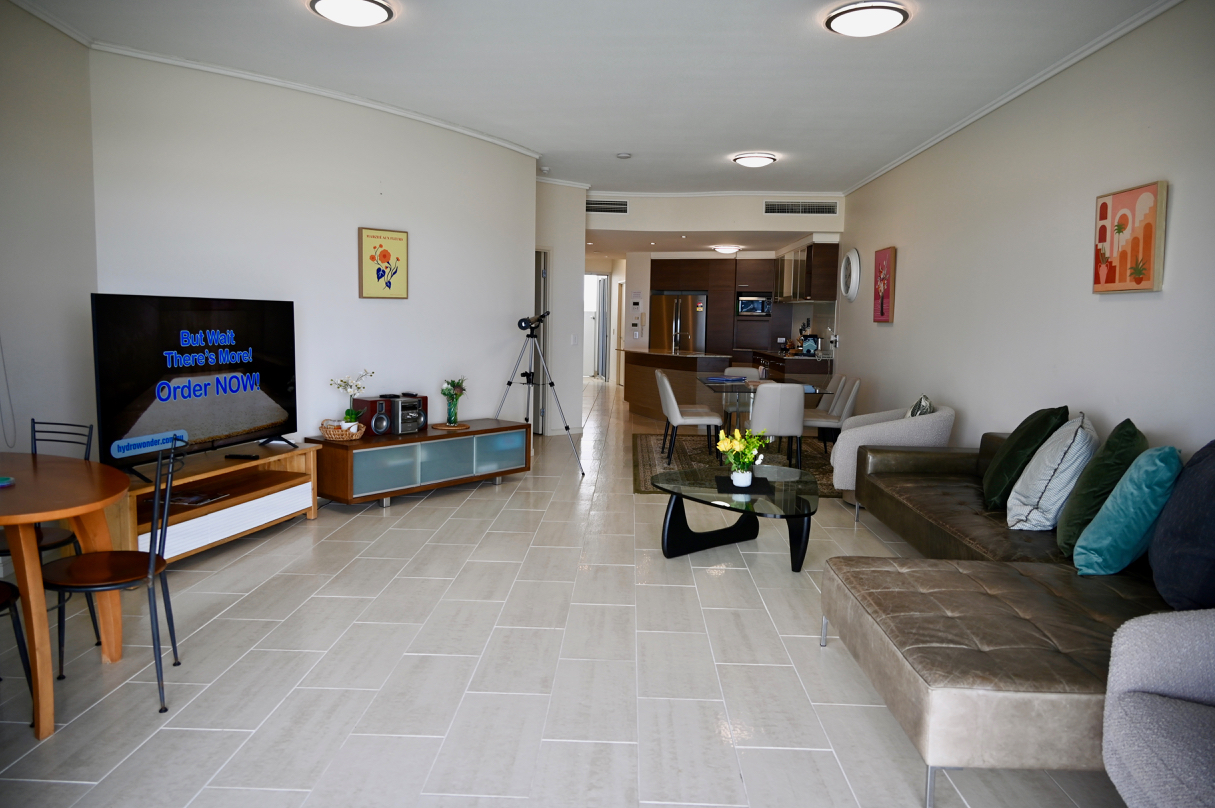 Spa & BBQ Penthouse - 3 Bedroom