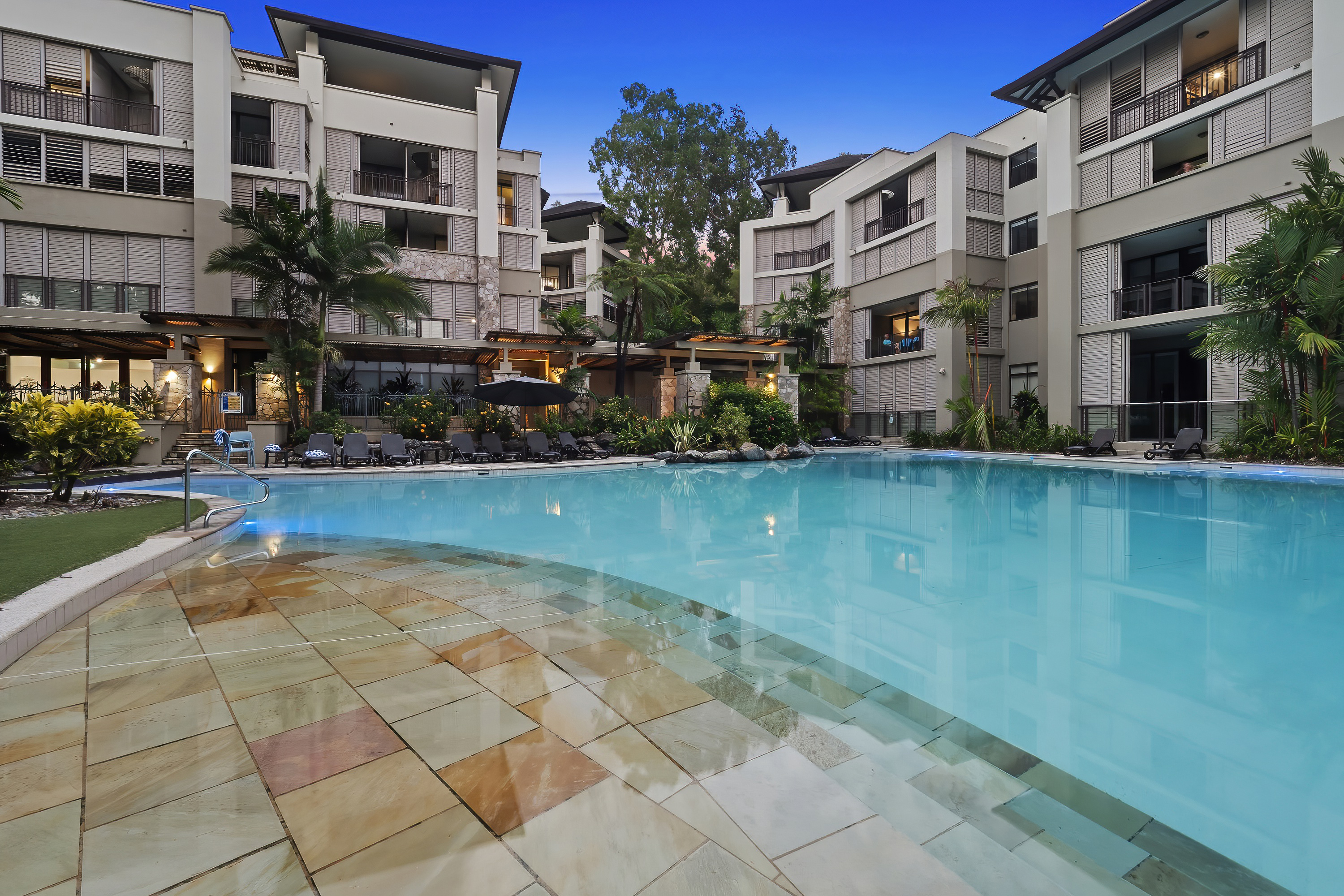 Temple Suite 423