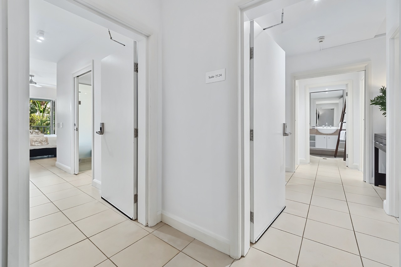 Beach Club 3 Bedroom 2123/4