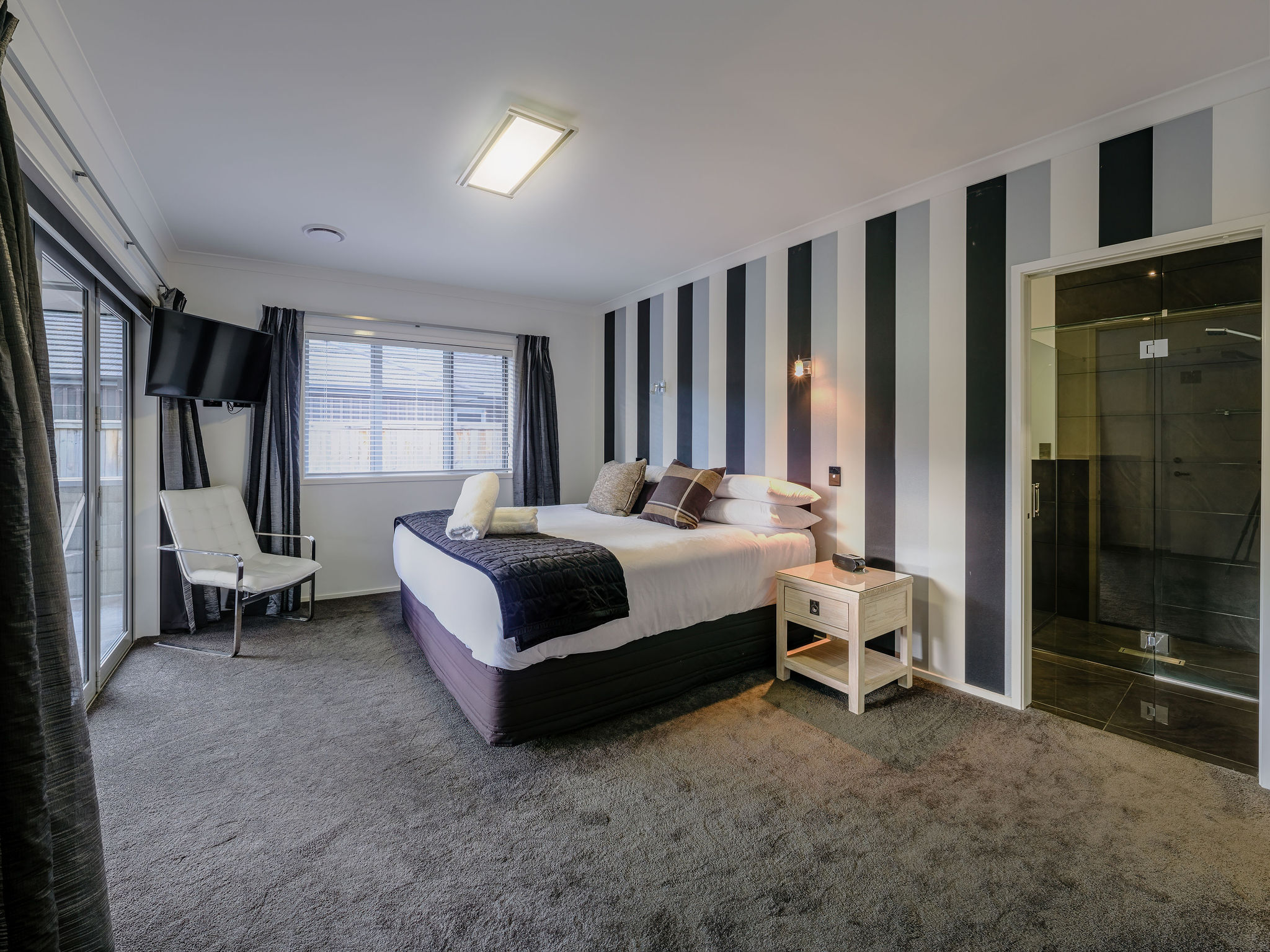 Luxury on Rutherford