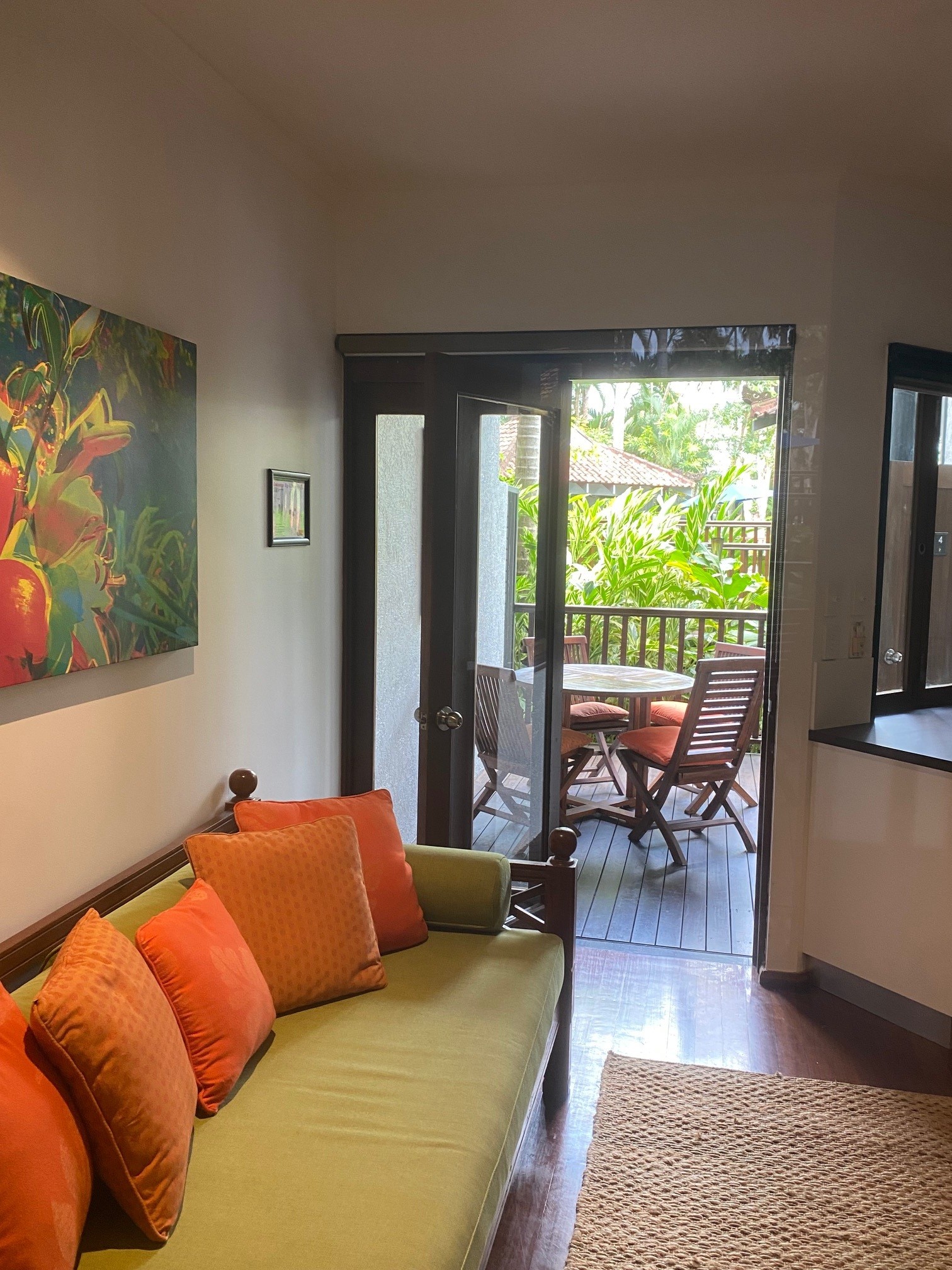 Deluxe King Garden View Apartment 