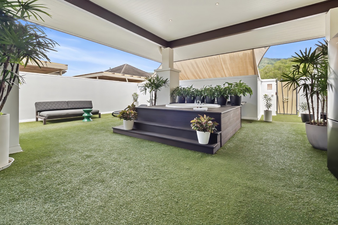 Temple 426/7 - 2 Bedroom rooftop