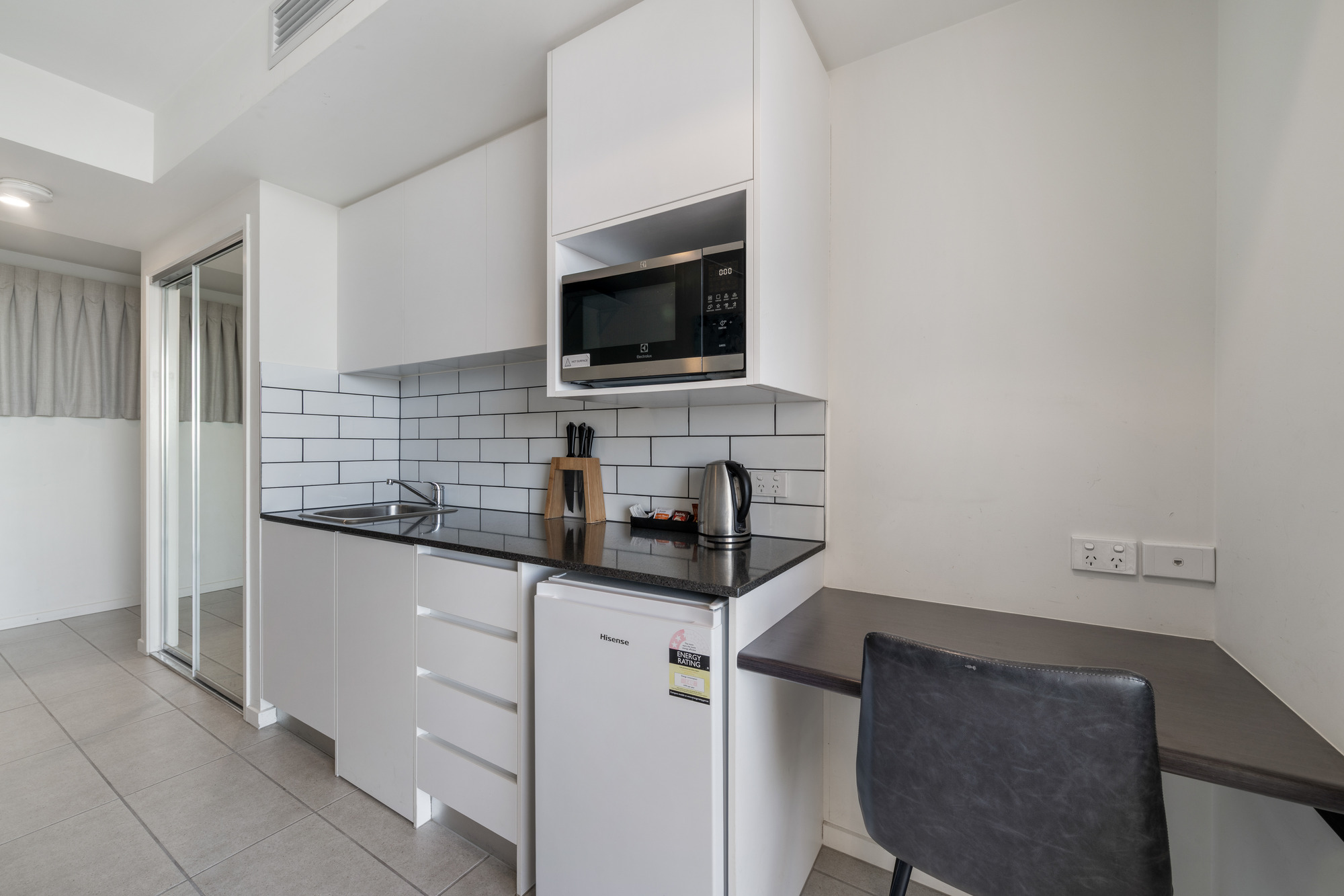 Studio Apartment - No Car Park (lake view on request)