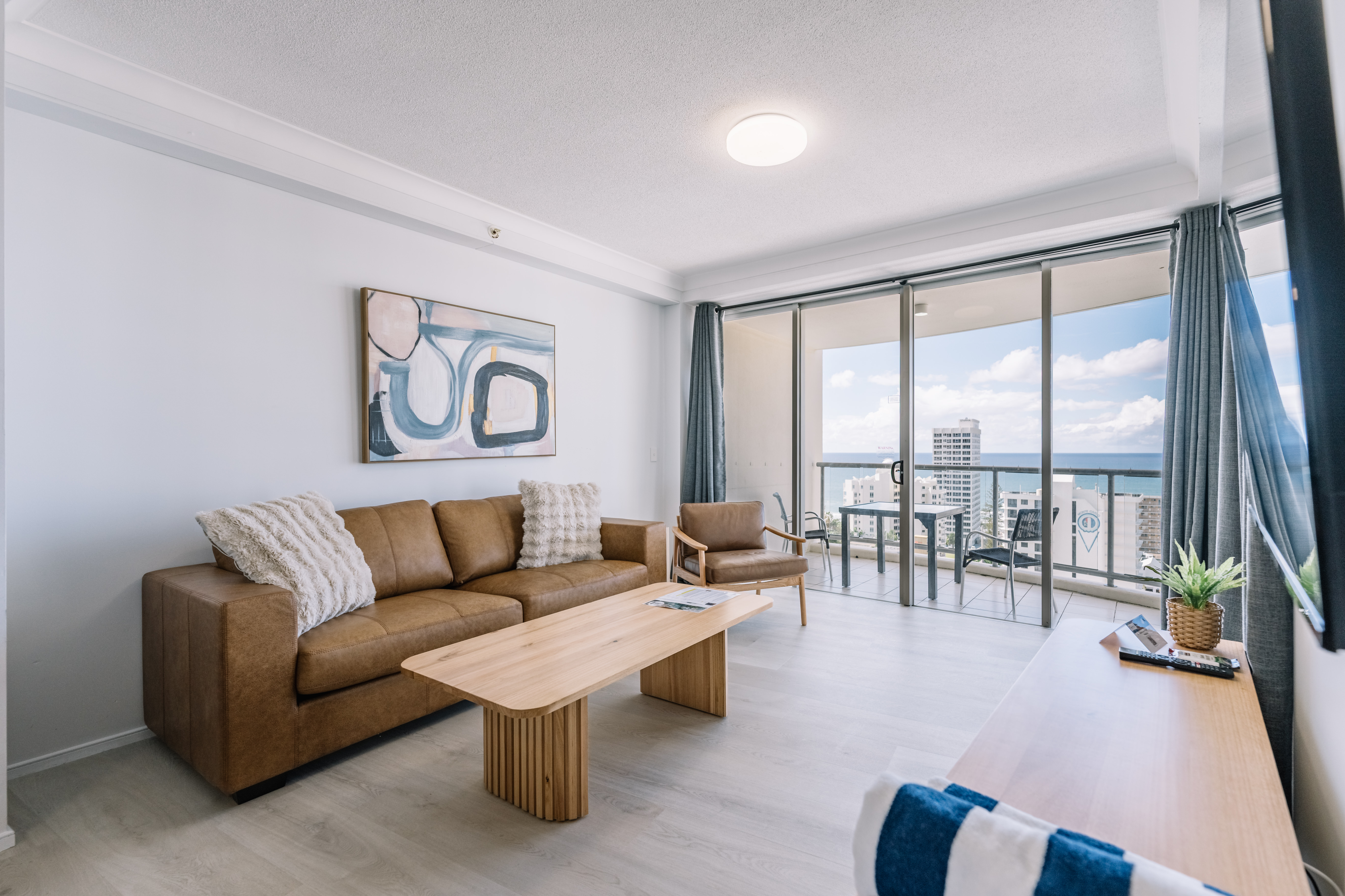 Chevron Tower Ocean View Deluxe 2BR 2B 1C