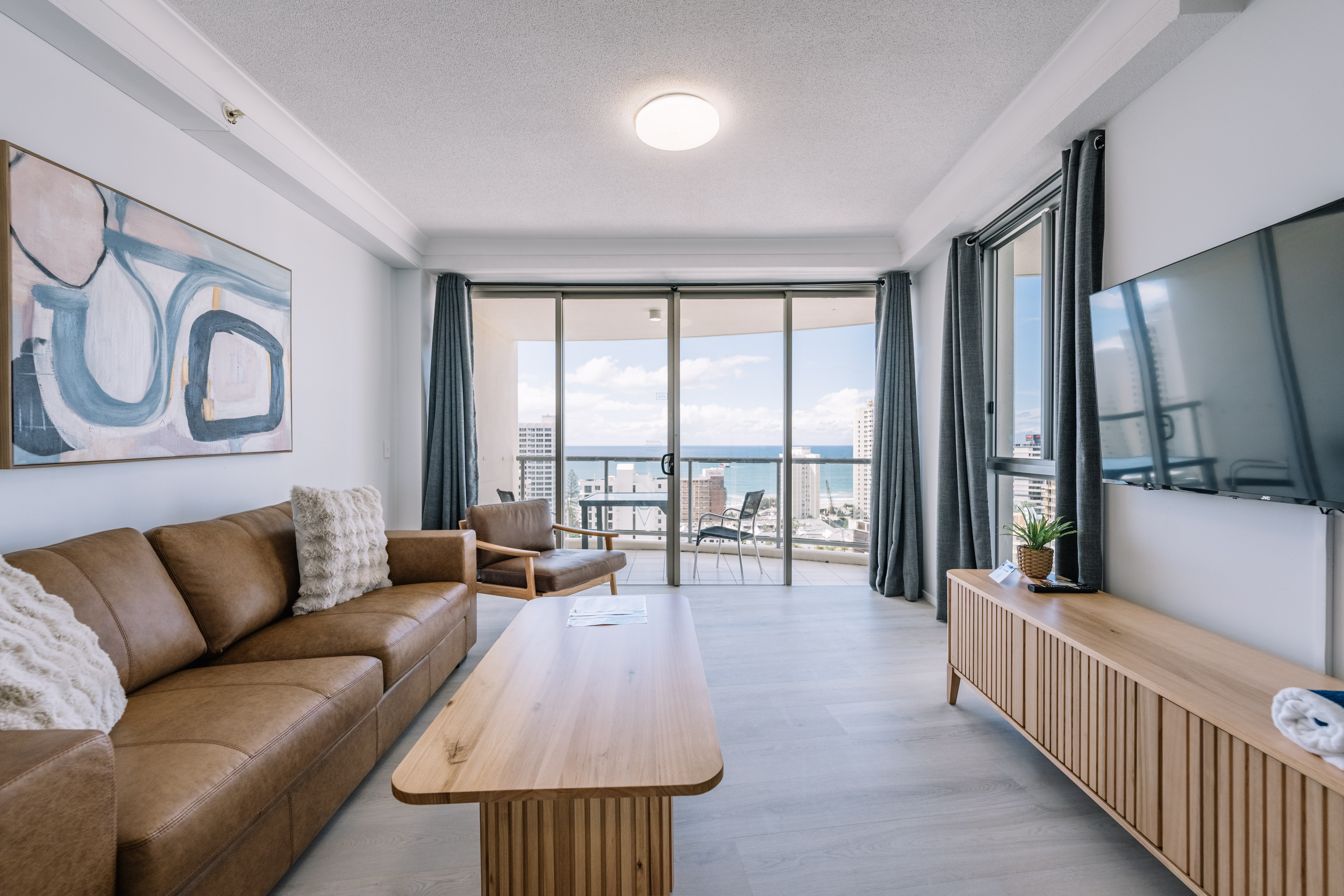 Chevron Tower Ocean View Deluxe 2BR 2B 1C