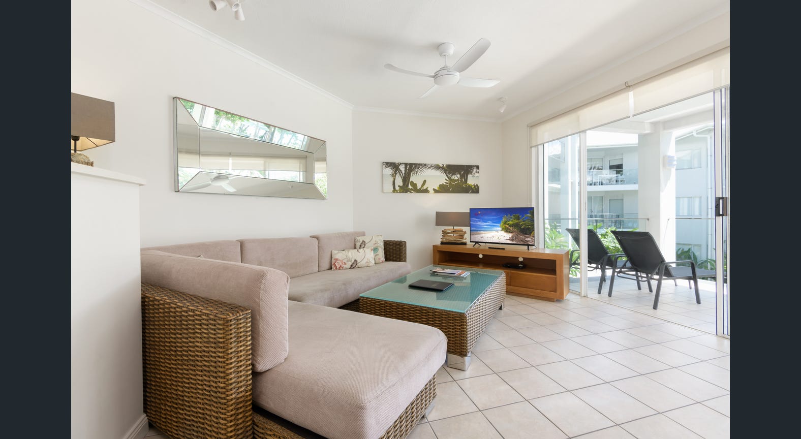 2 Bedroom Ocean View Apartment